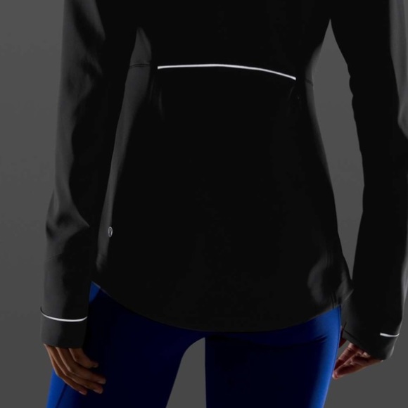 🆕Lululemon Cross Chill RepelShell Hooded Jacket in Black - Picture 6 of 17